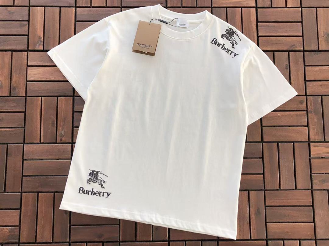Burberry T-SHIRT