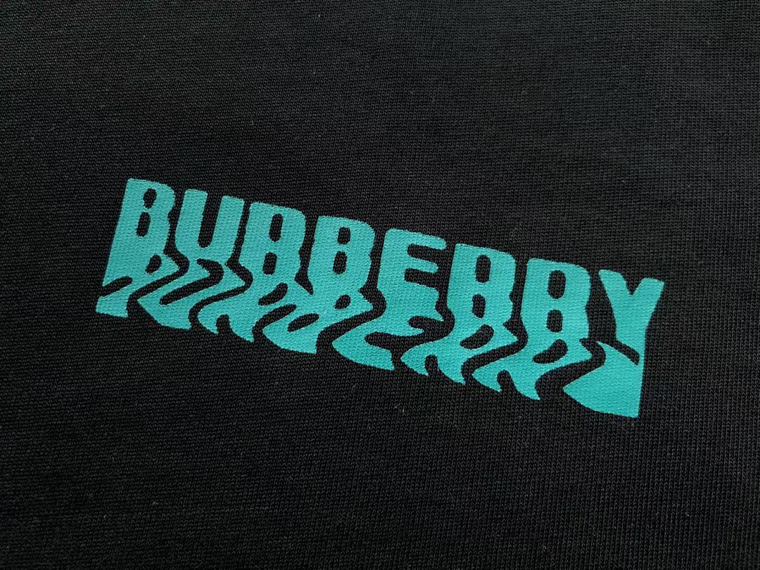 Burberry T-SHIRT