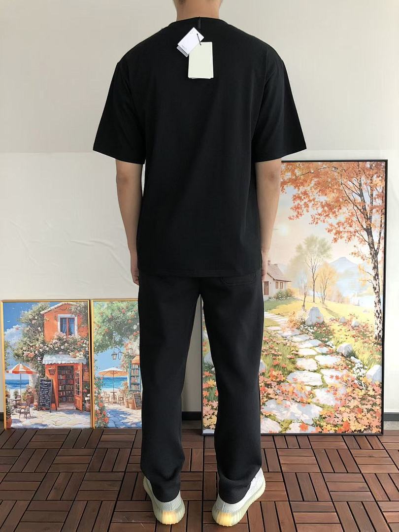 Burberry T-Shirt