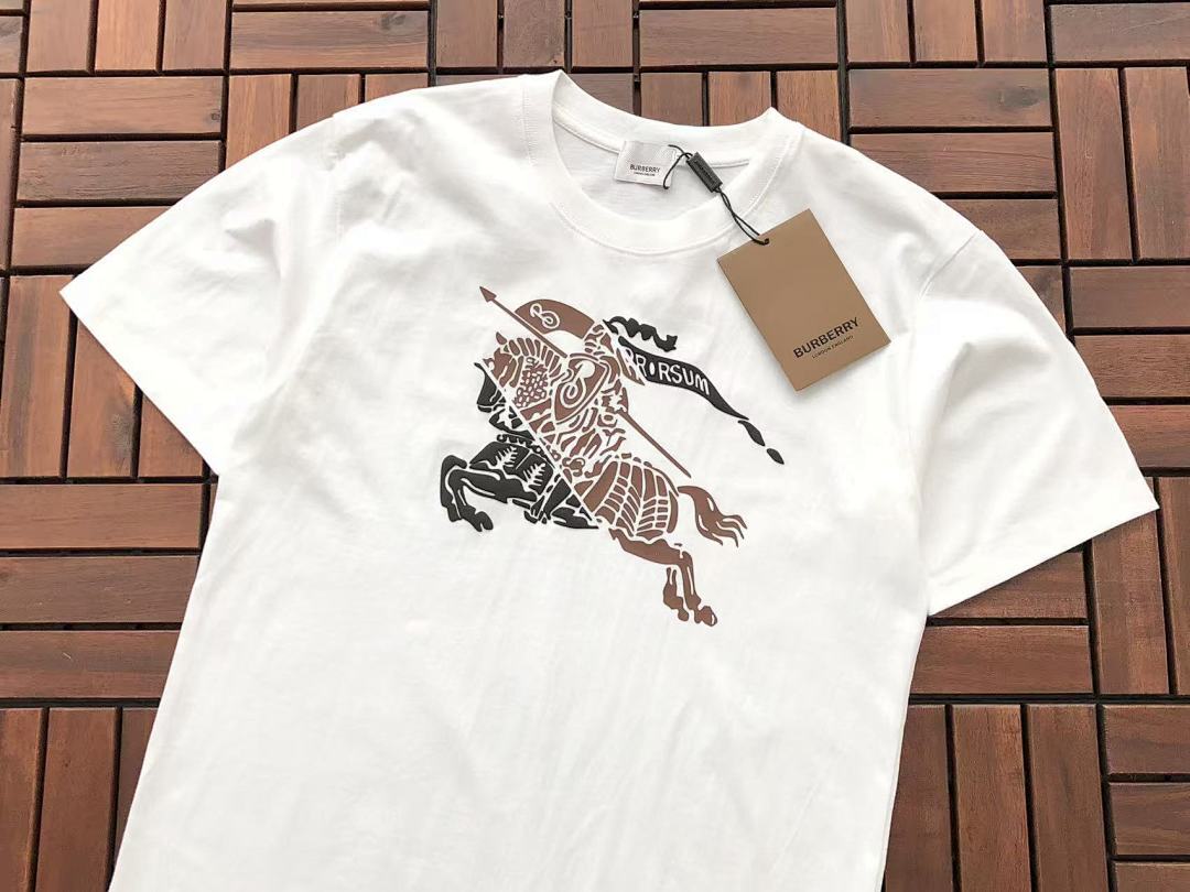 Burberry T-SHIRT