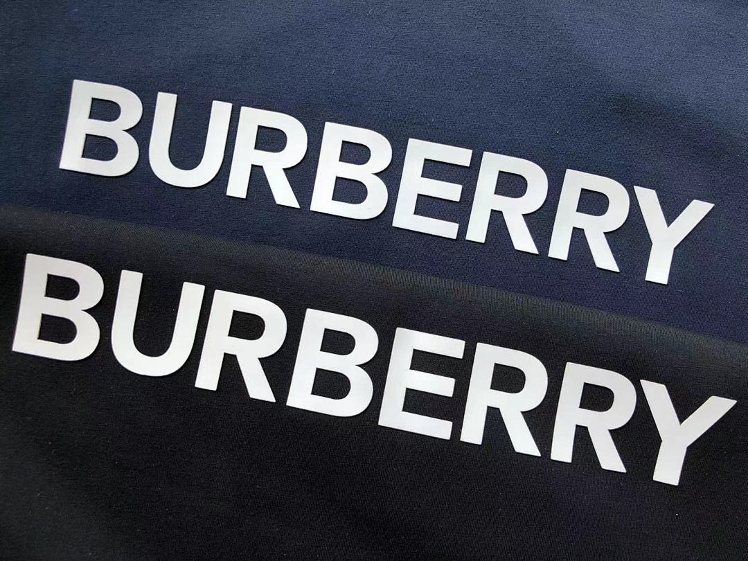 Burberry SWEATER