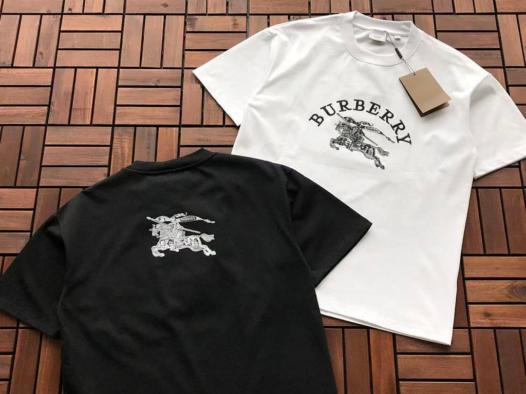 Burberry T-SHIRT
