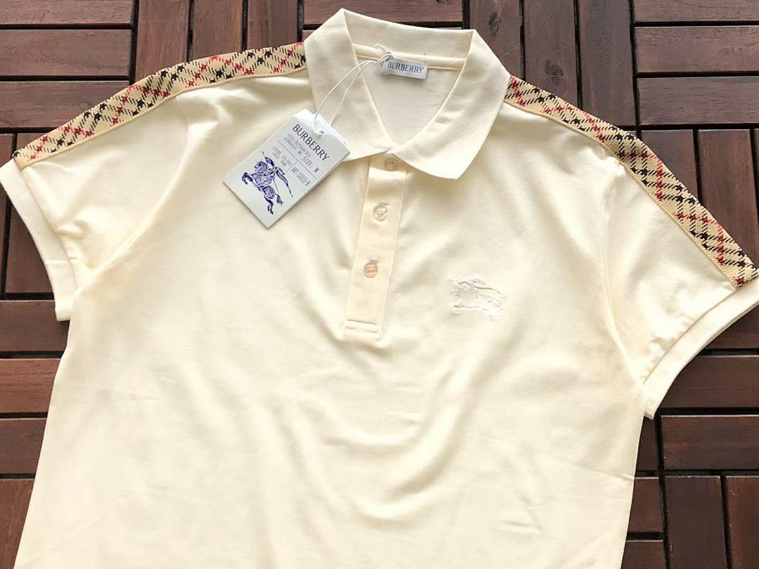 Burberry T-Shirt