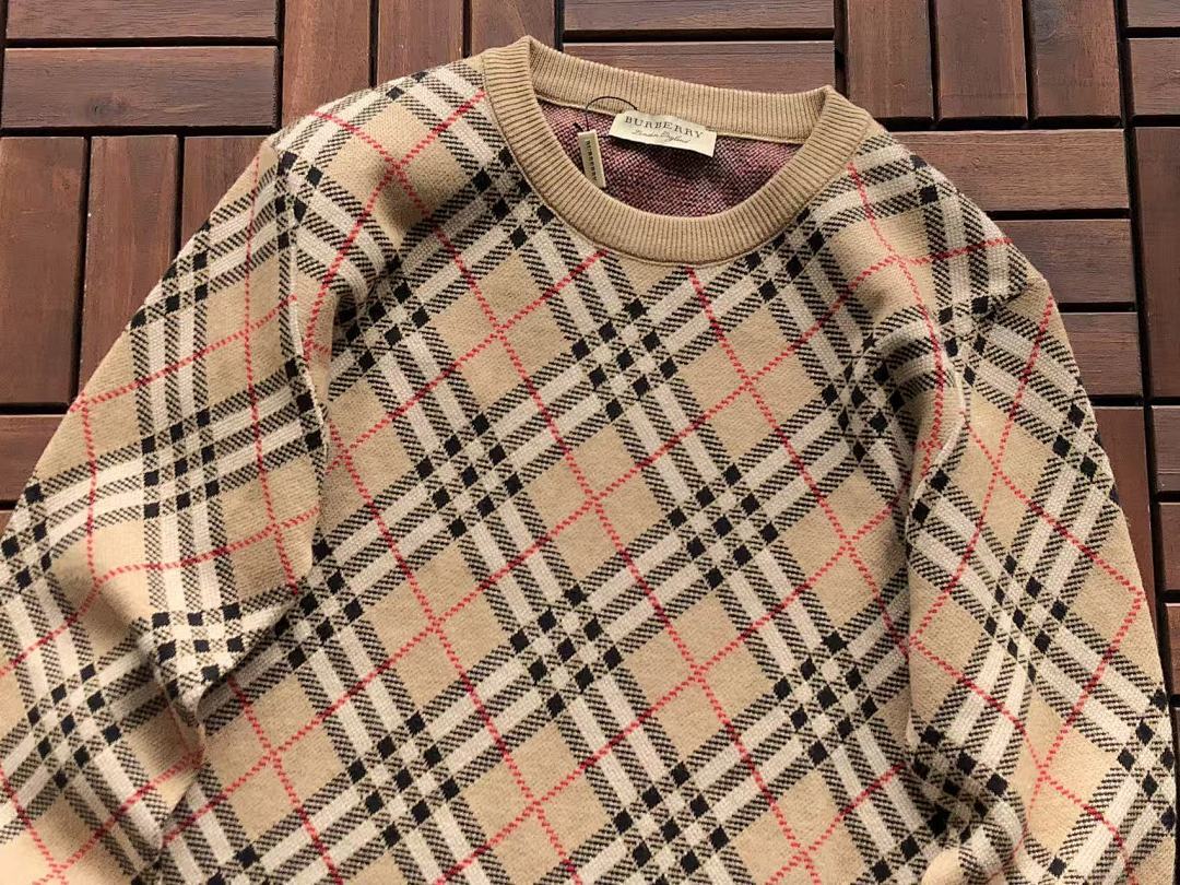 Burberry SWEATER