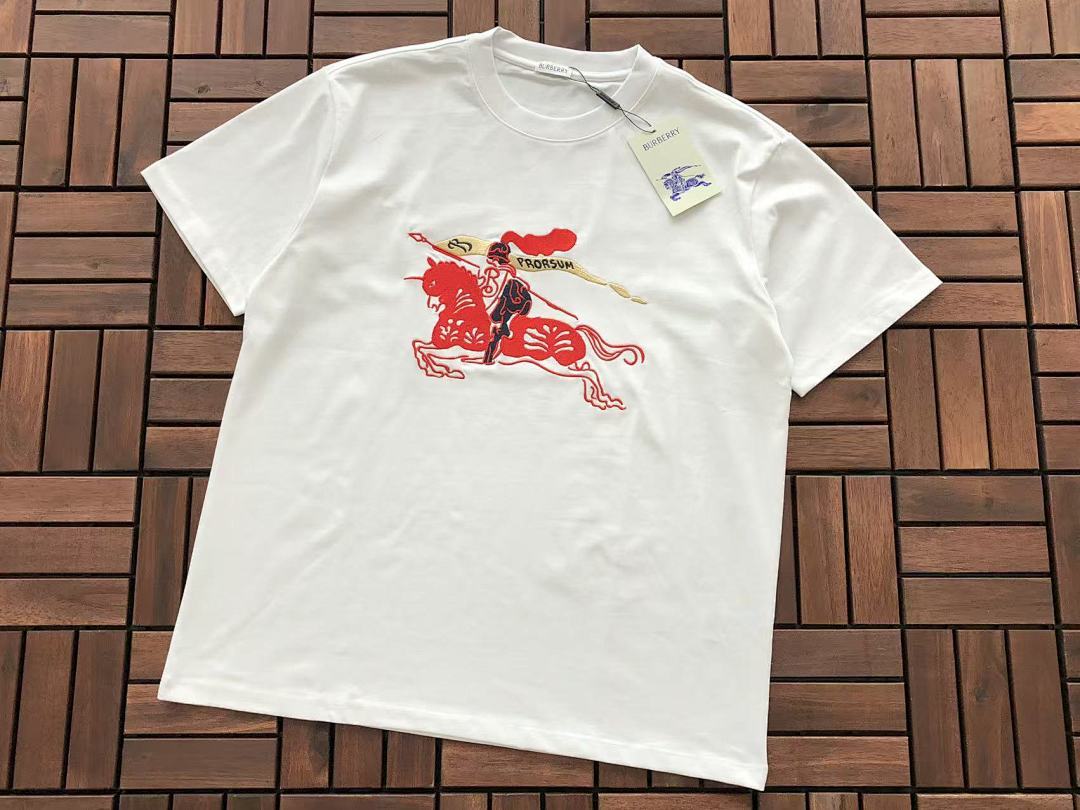 Burberry T-SHIRT