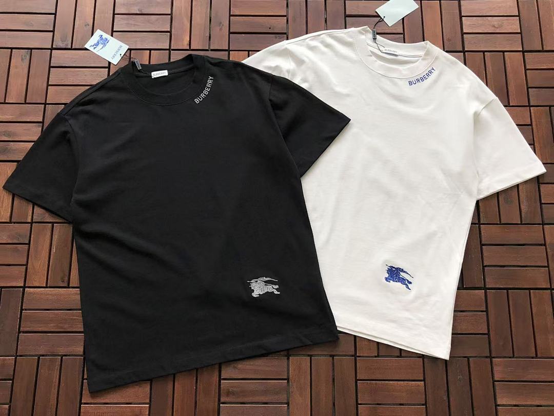 Burberry T-Shirt