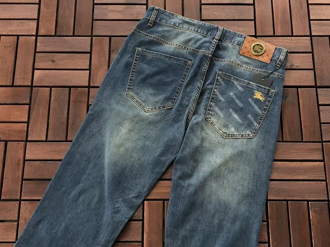 Burberry JEANS