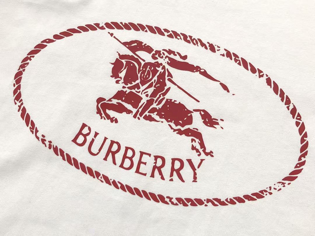 Burberry T-SHIRT