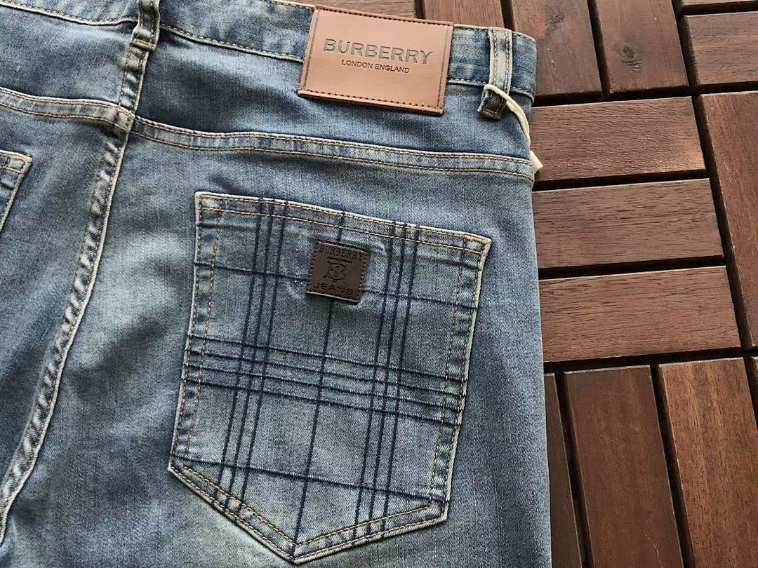 Burberry JEANS