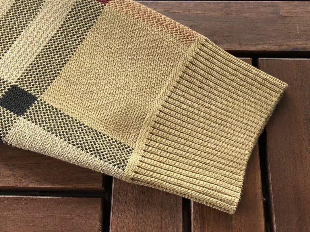 Burberry SWEATER