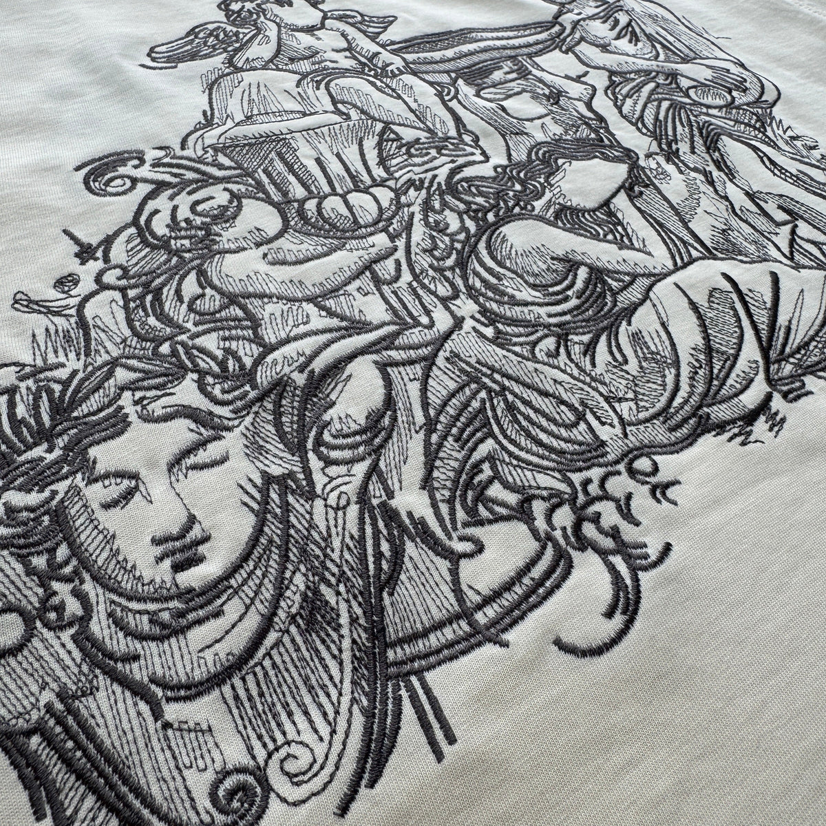 Derschutze Gallery T-Shirt - Cream