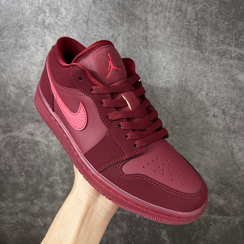 Air Jordan 1 Low - Pomegranate