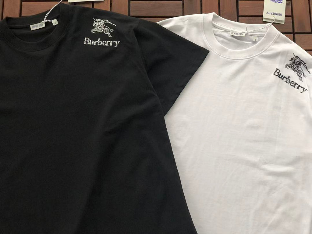 Burberry T-SHIRT