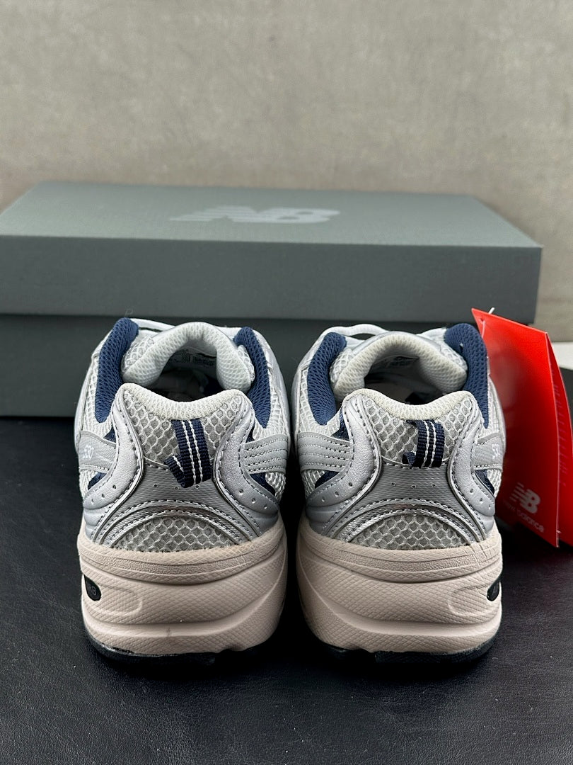 New Balance 530 Sneakers