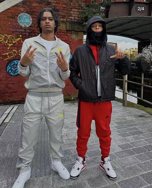 Syna-World Shell Tracksuit - Grey/Green