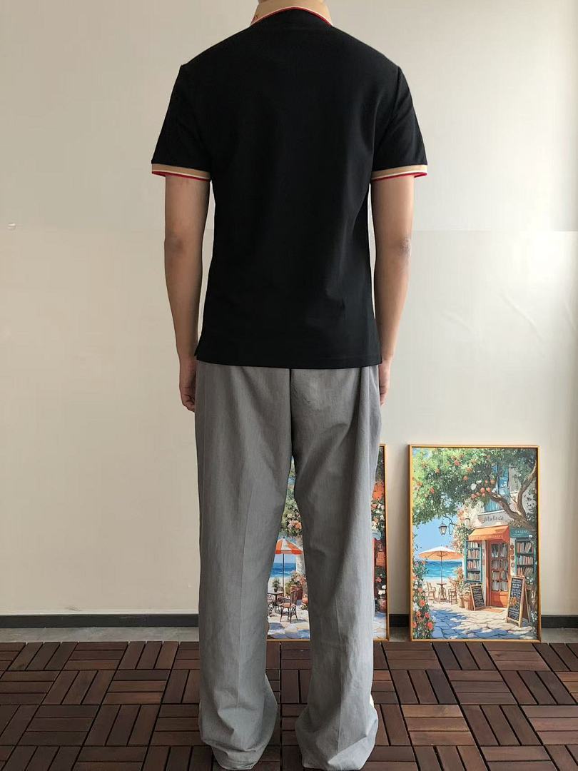 Burberry T-SHIRT