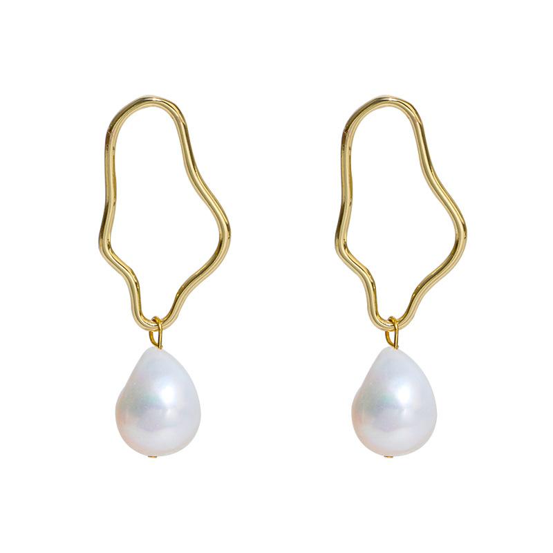 Feng Shui Pearl Drop Gold Earring
