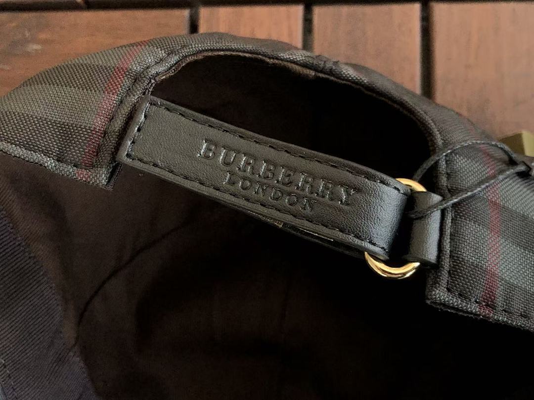 Burberry CAP