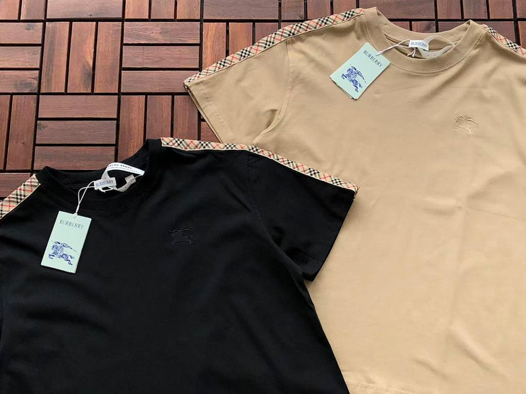 Burberry T-SHIRT