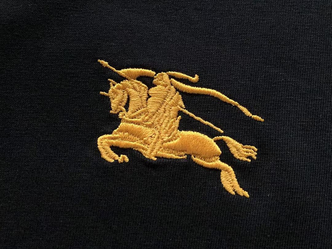 Burberry T-Shirt