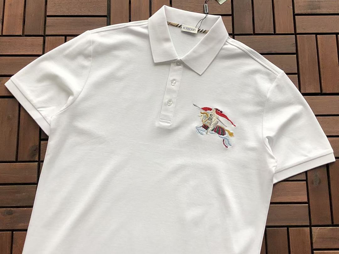 Burberry T-SHIRT
