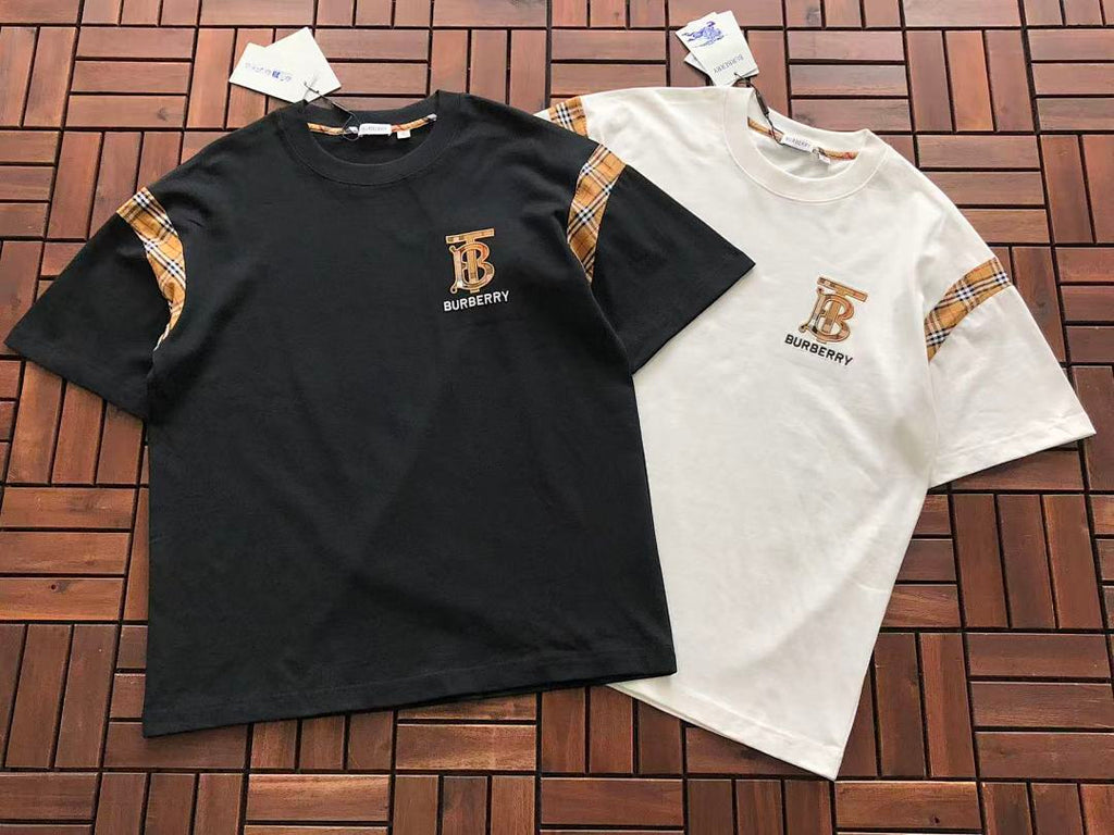 Burberry T-SHIRT