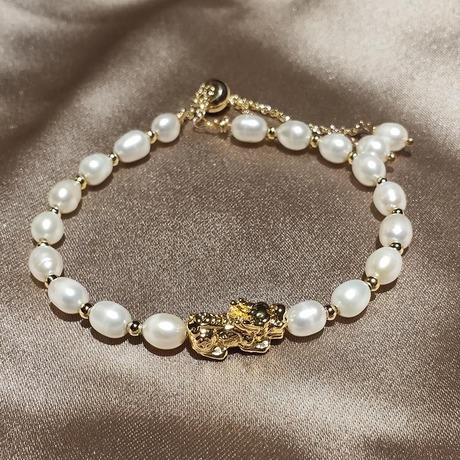 Fortune & Luck Pearl Pixu Bracelet