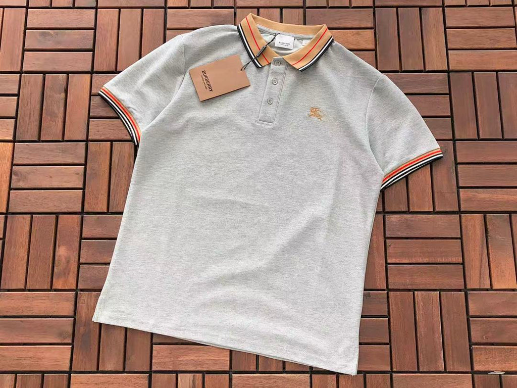 Burberry T-SHIRT