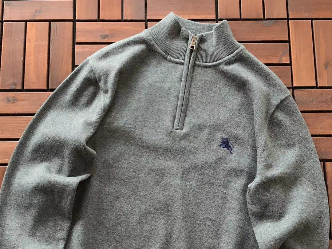 Burberry SWEATER