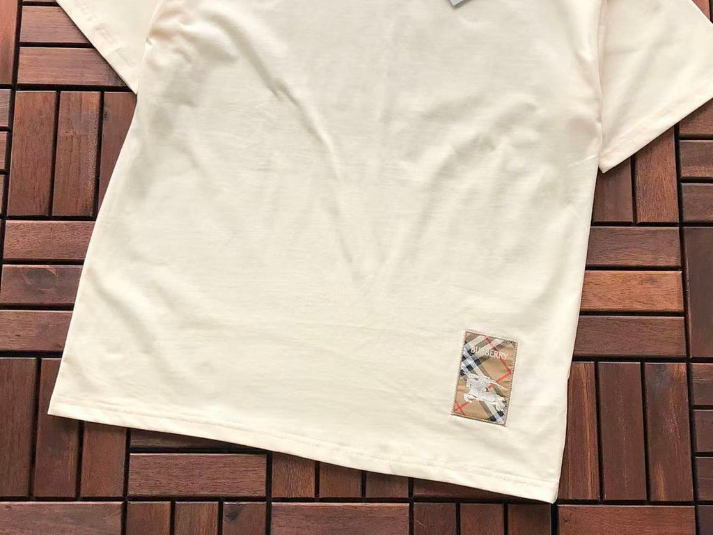Burberry T-SHIRT