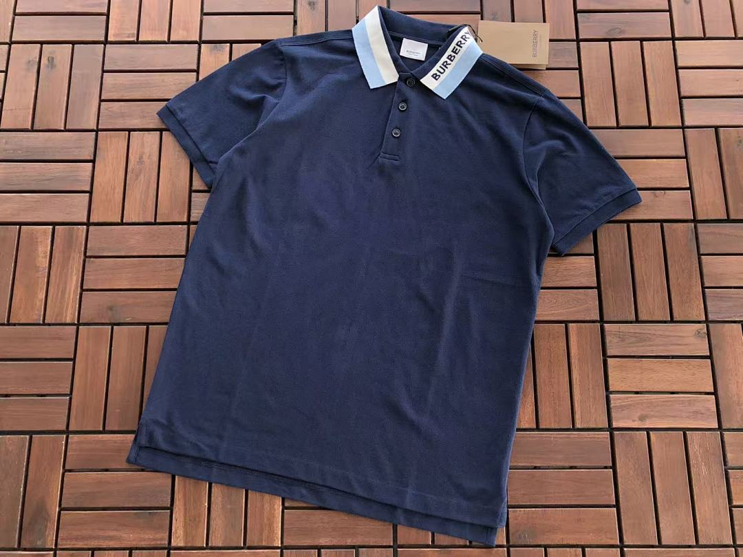 Burberry T-SHIRT