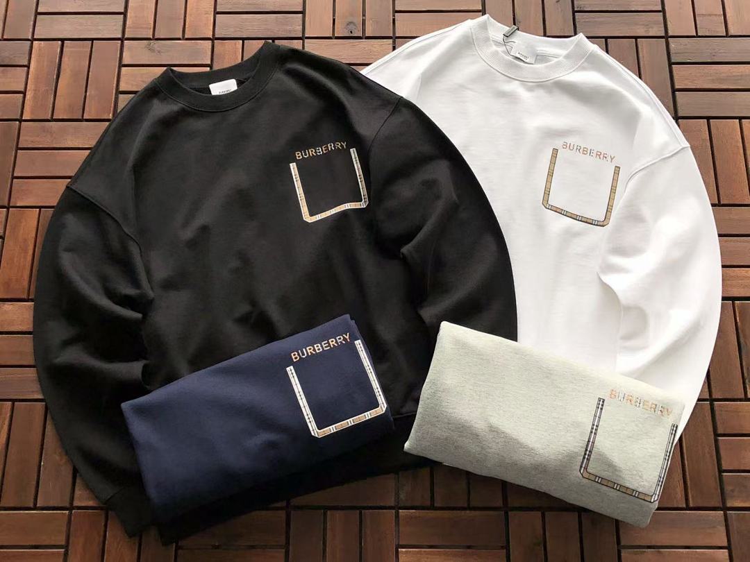 Burberry SWEATER