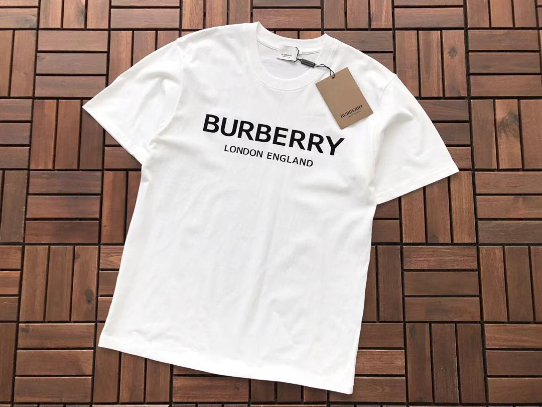 Burberry T-Shirt