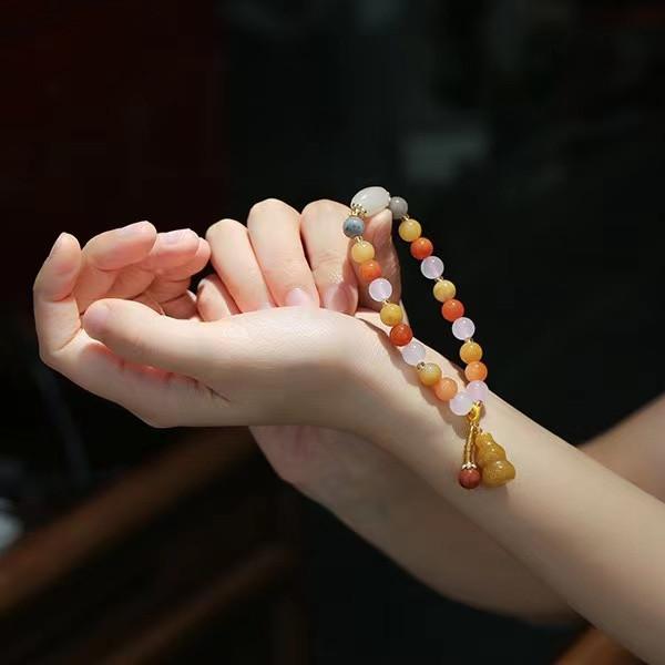 Golden Silk Jade Calabash Bracelet