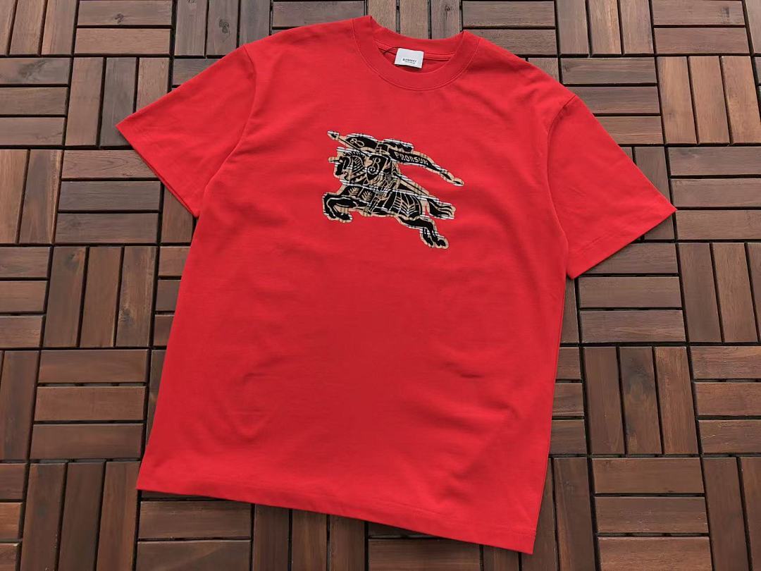 Burberry T-Shirt