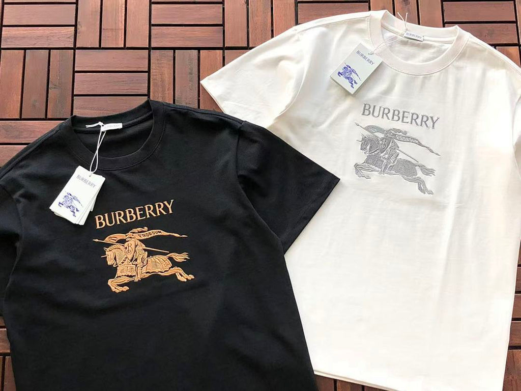 Burberry T-SHIRT
