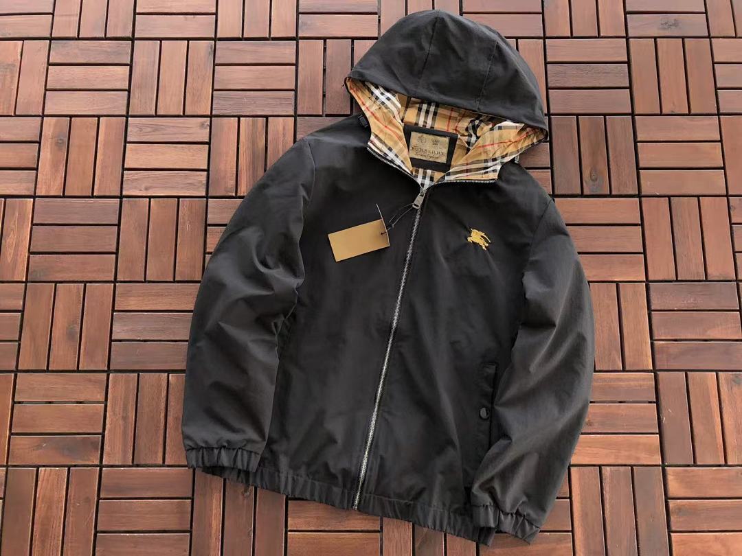 Burberry JACKET