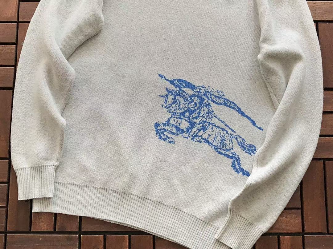 Burberry SWEATER