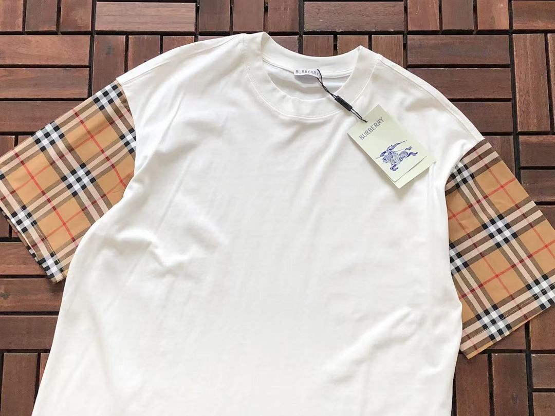Burberry T-SHIRT