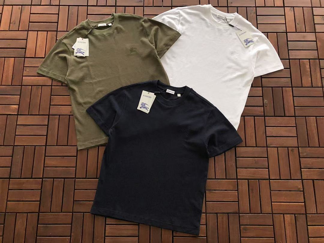 Burberry T-Shirt