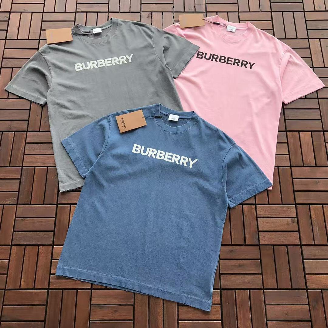 Burberry T-Shirt