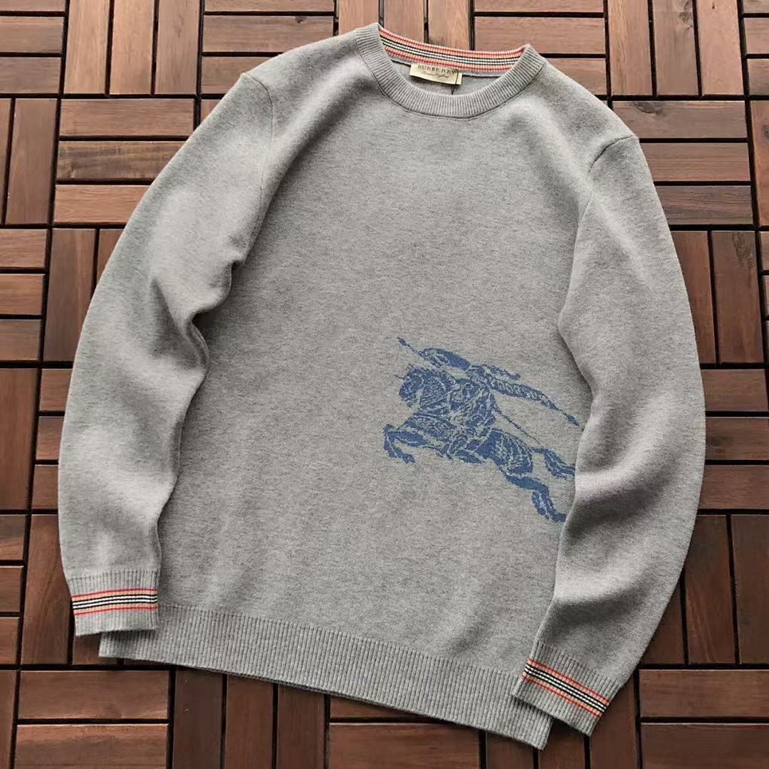 Burberry SWEATER