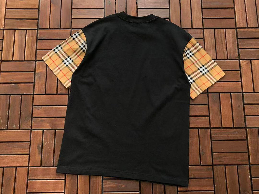 Burberry T-SHIRT