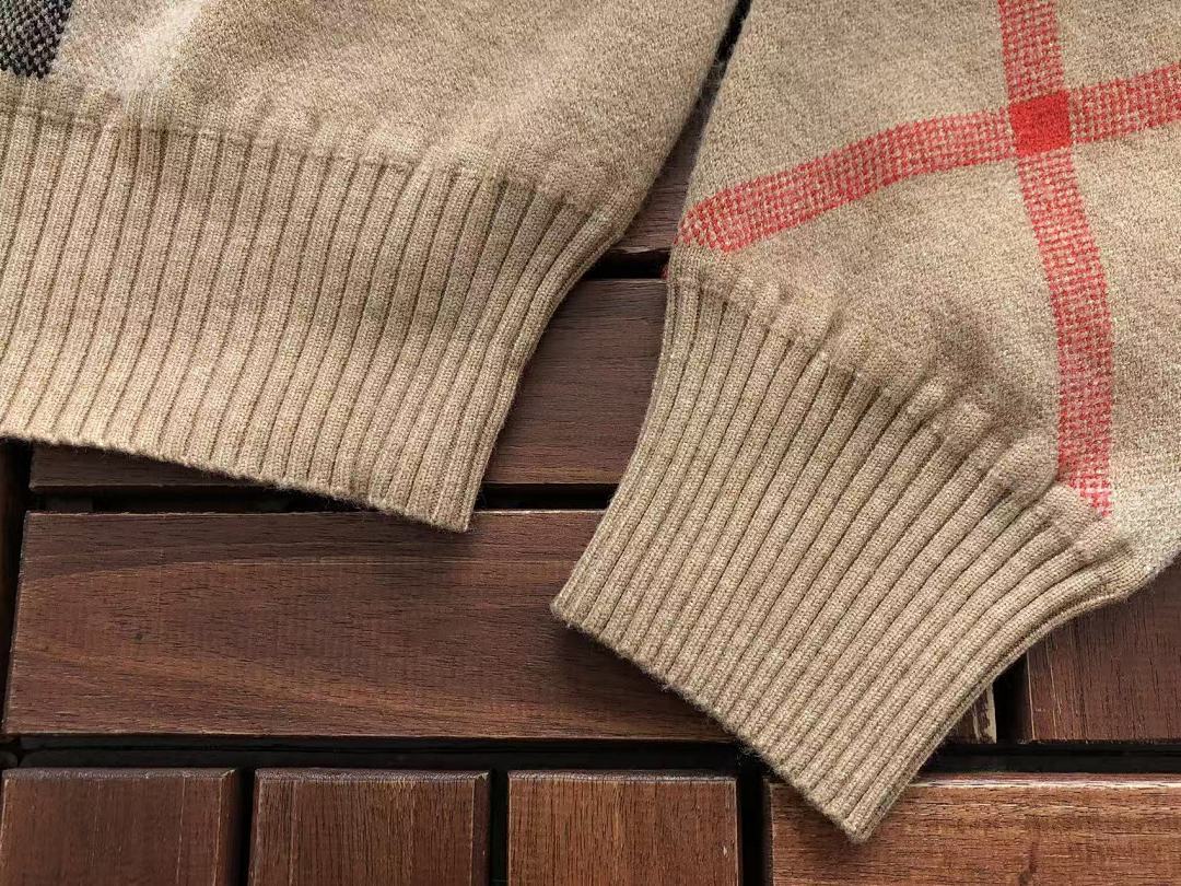 Burberry SWEATER