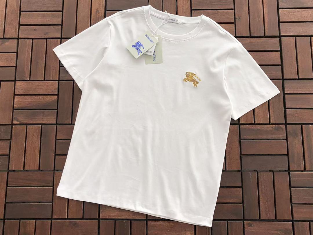Burberry T-SHIRT