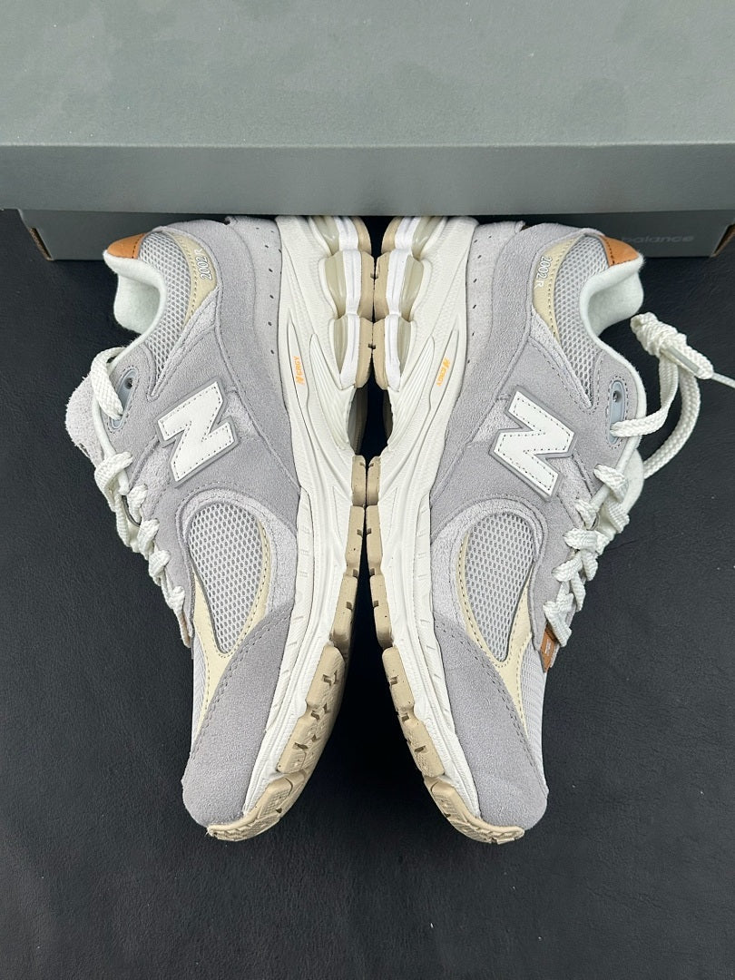 New Balance 2002