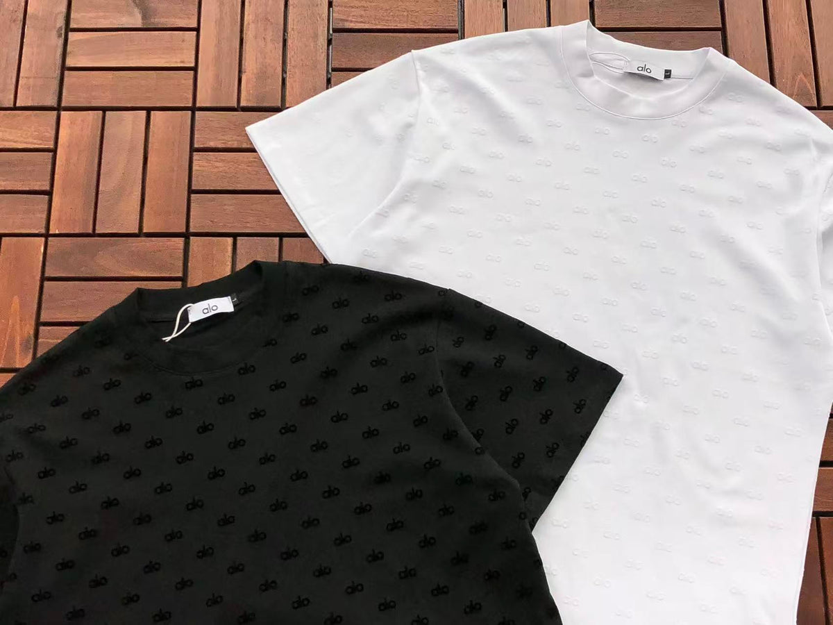 Alo Yoga Tee & Shorts Set