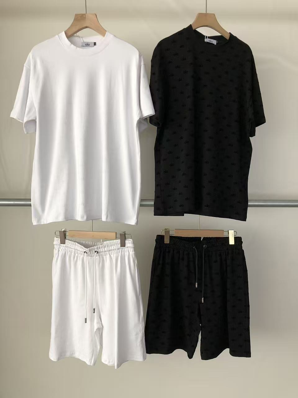 Alo Yoga Tee & Shorts Set