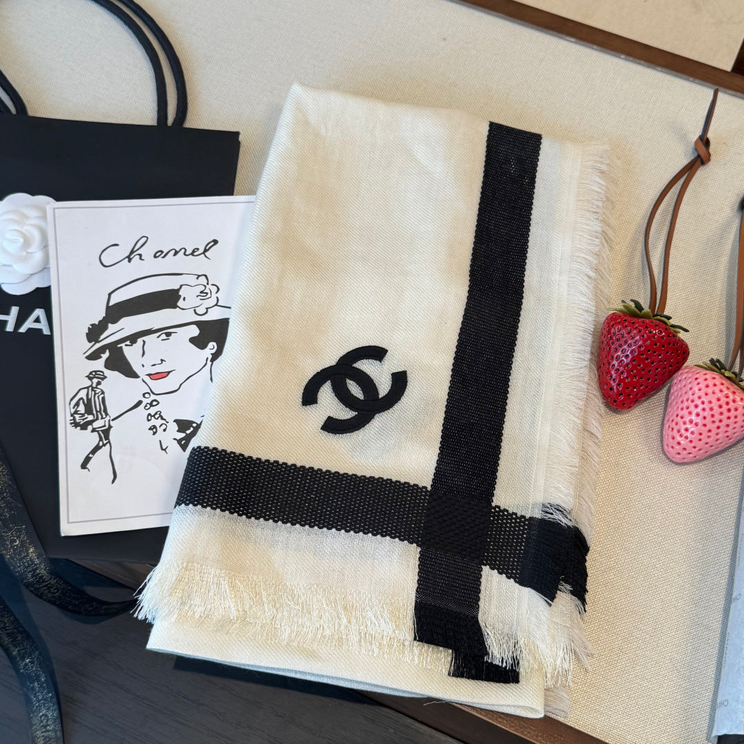 CC 26s Scarf 140 In Cashmere 444825