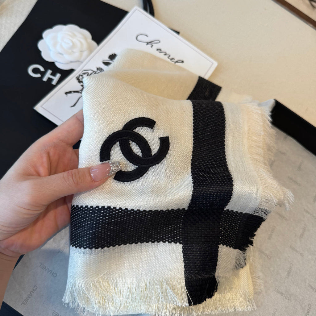 CC 26s Scarf 140 In Cashmere 444825